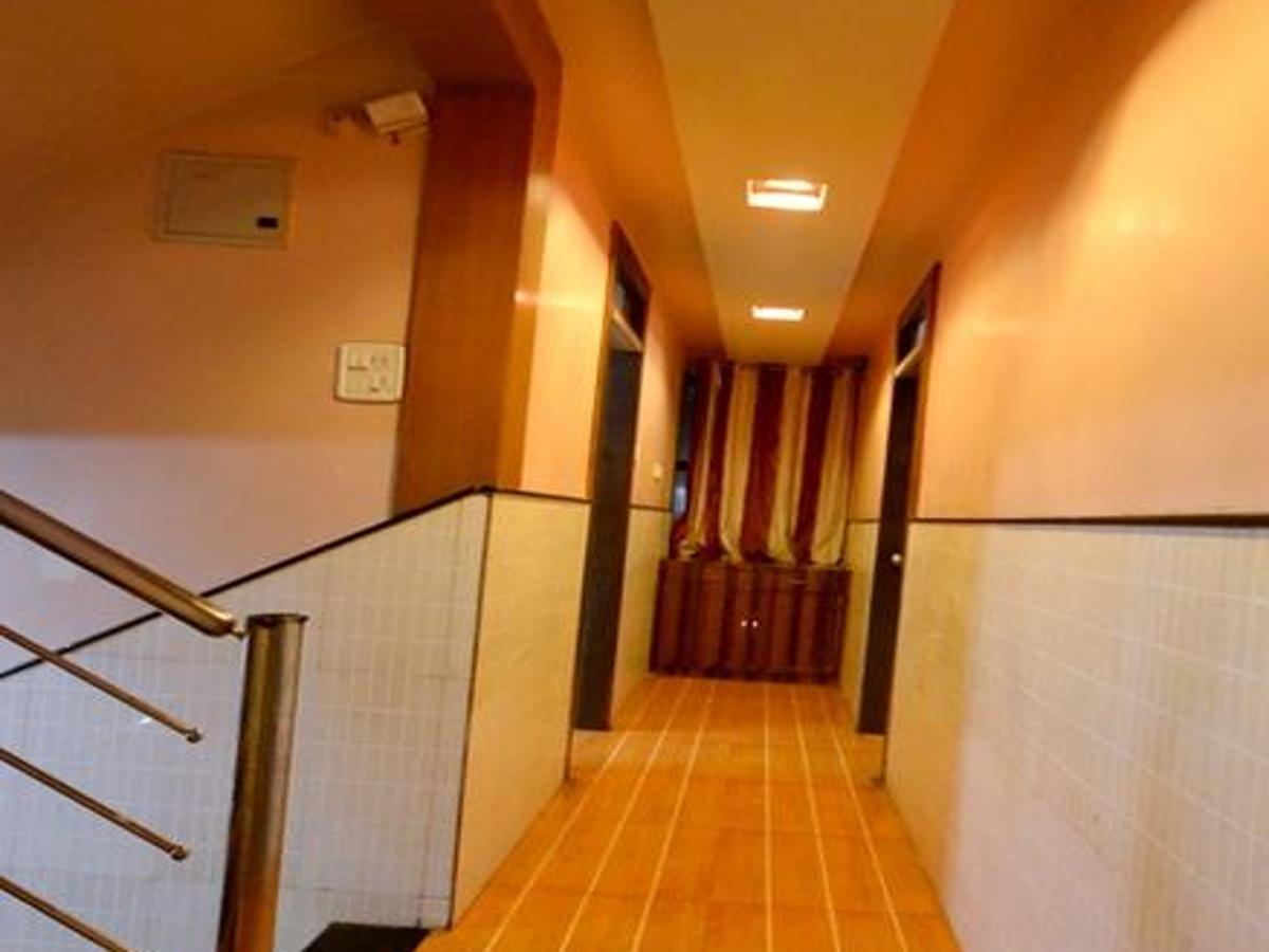 Hotel Sai Hari Prasad Ширди Экстерьер фото