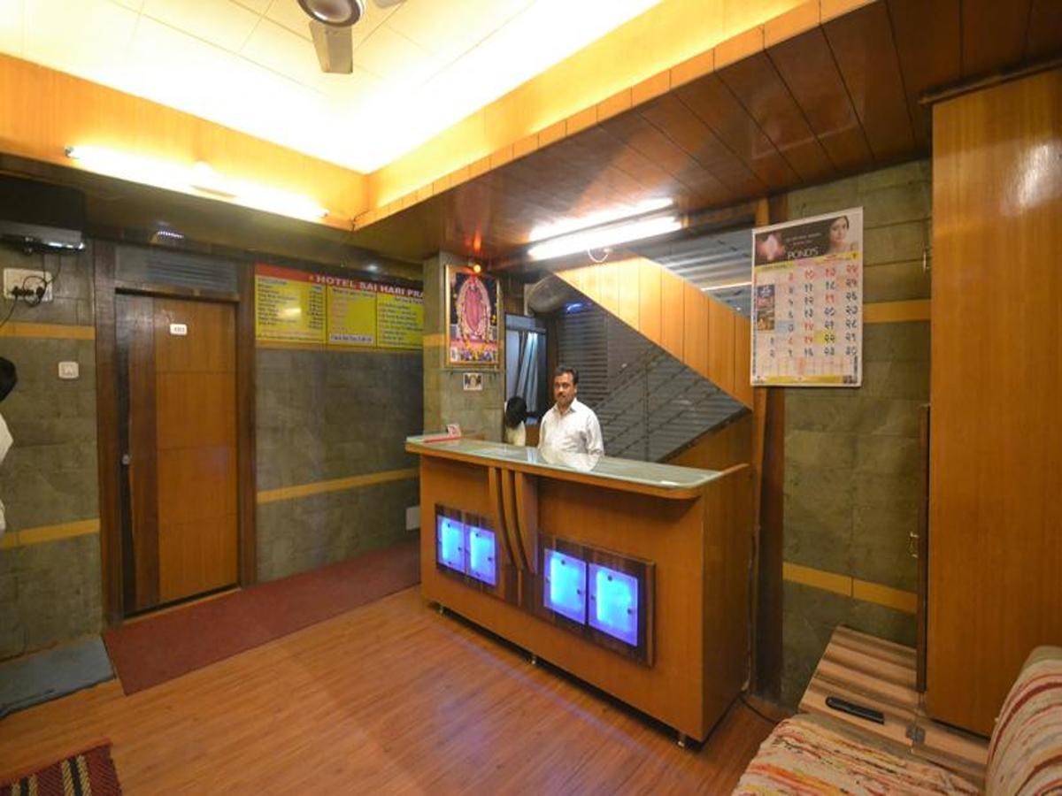 Hotel Sai Hari Prasad Ширди Экстерьер фото